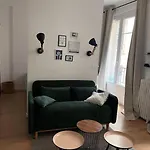 Appartement Moderne Paris Montmartre 2 A 4P