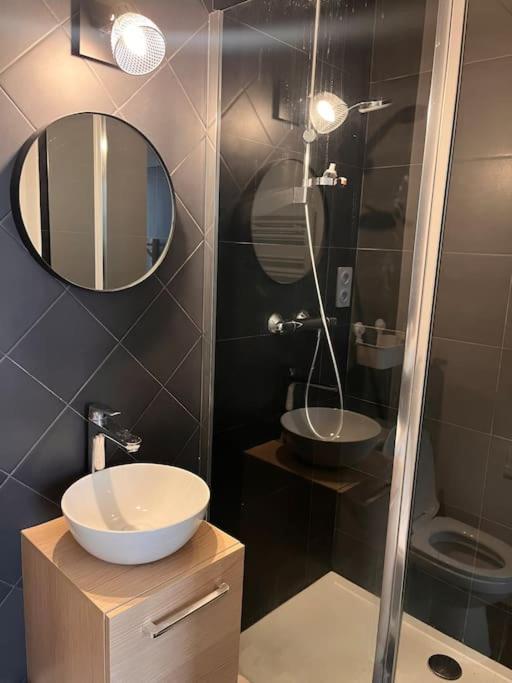 Apartment Moderne Montmartre 2 A 4p Paris